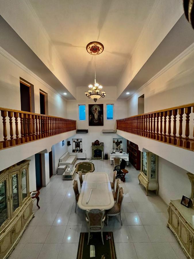Blue Guest House Samtredia Екстериор снимка